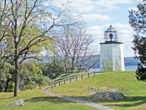 Lighthouse-at-Stony-Point